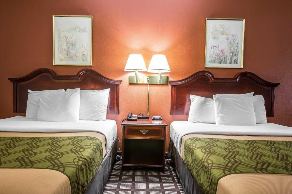 อีโคโน ลอดจ์ เซาท์ Hotel การ์เนอร์ ภายนอก รูปภาพ